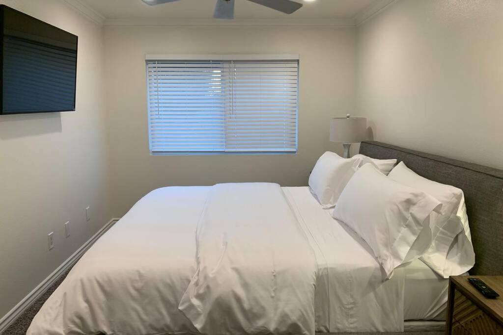 City Center Villa - Pool, Patio & Close To Beach! Huntington Beach Exterior foto